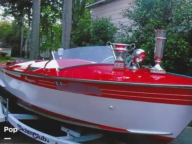 Higgins Deluxe Runabout 19'