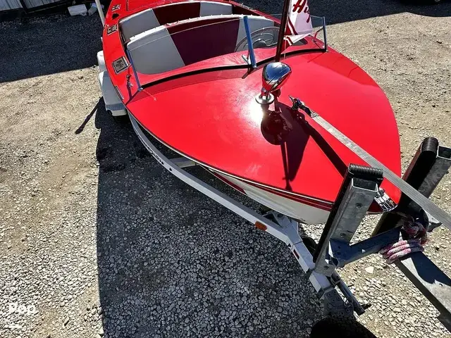 Higgins Deluxe Runabout 19'