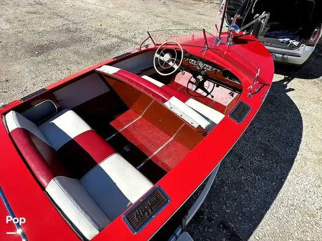 Higgins Deluxe Runabout 19'