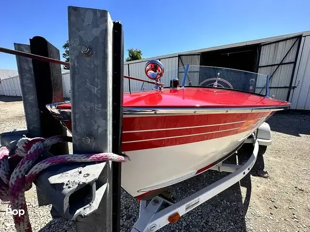 Higgins Deluxe Runabout 19'