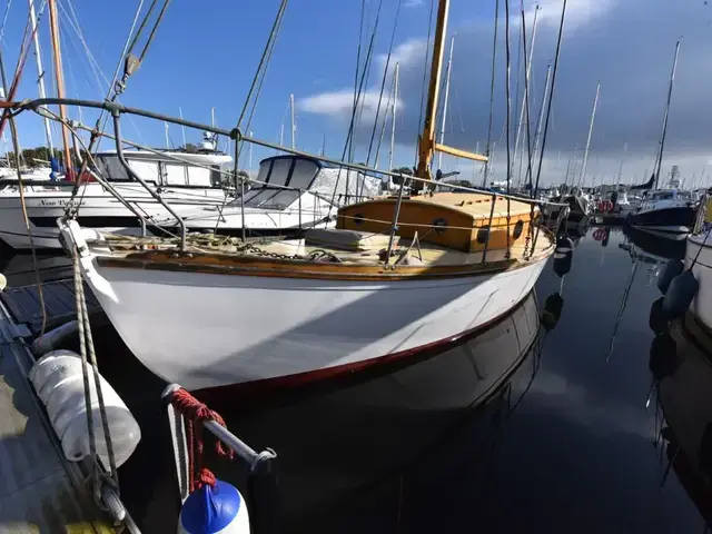 Classic 8 Ton Hillyard Sloop