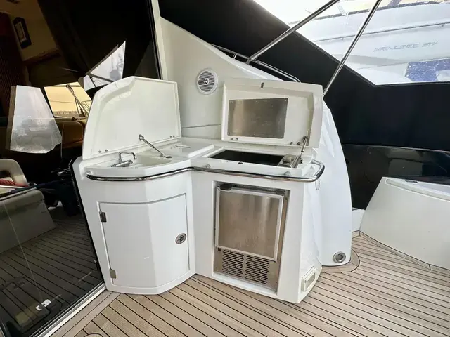 Sunseeker Predator 52