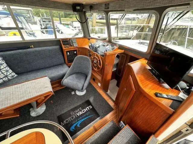 Corvette 320 Aft Cabin