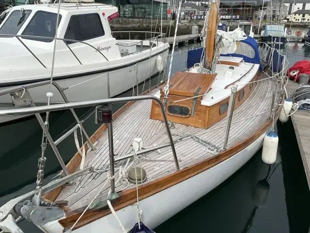 Buchanan Classic Sloop