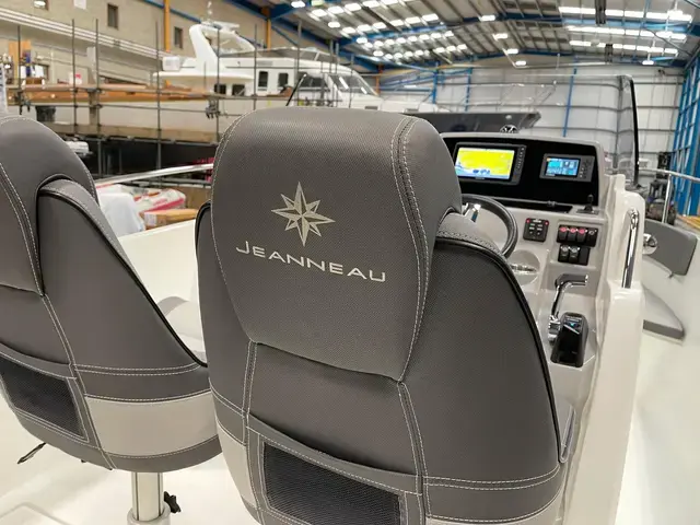 Jeanneau Cap Camarat 7.5 Cc