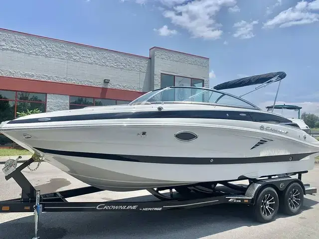 Crownline E235