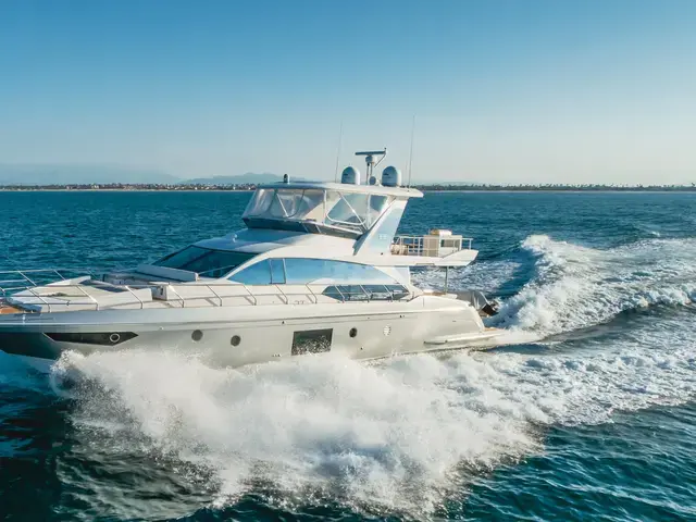 Azimut 66