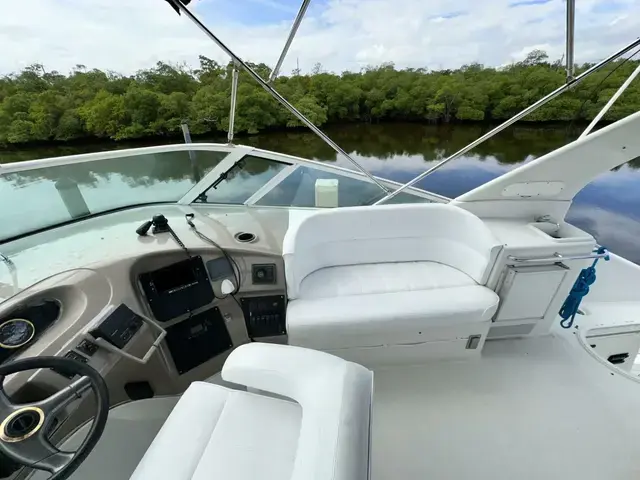 Carver 450 Voyager Pilothouse