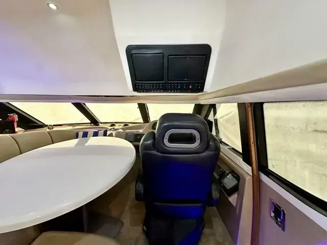 Carver 450 Voyager Pilothouse