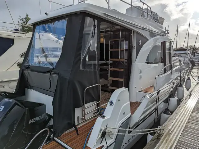 Beneteau Antares 11