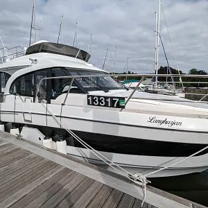 2023 Beneteau Antares 11