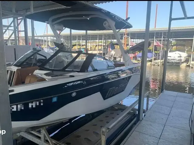 Malibu Wakesetter 23 Lsv