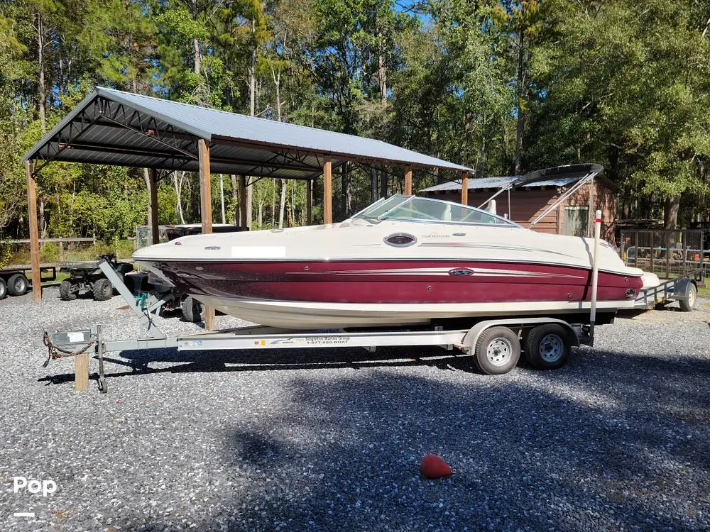 2008 Sea Ray sundeck 240