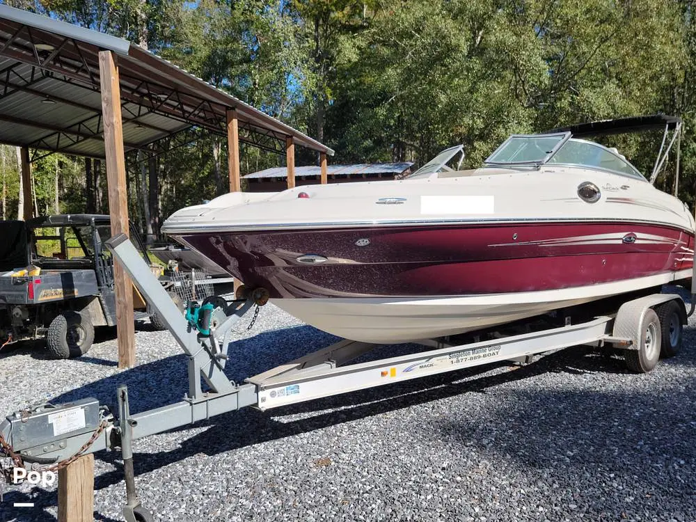 2008 Sea Ray sundeck 240