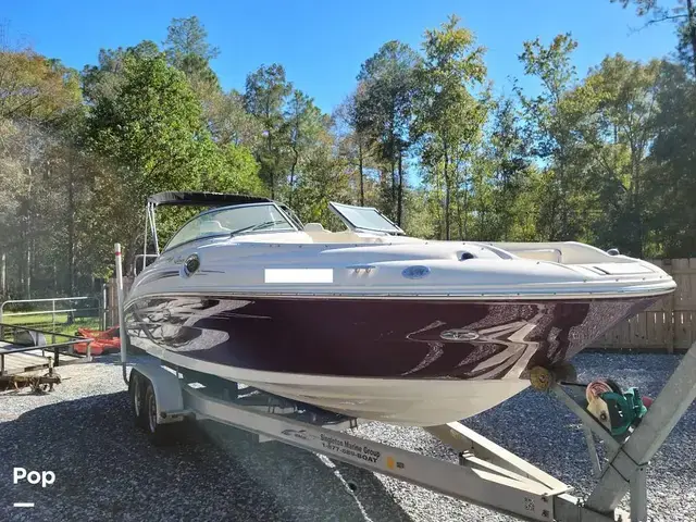 Sea Ray 240 Sundeck