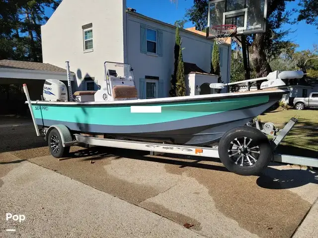 Sea Pro Boats SV2100 CC