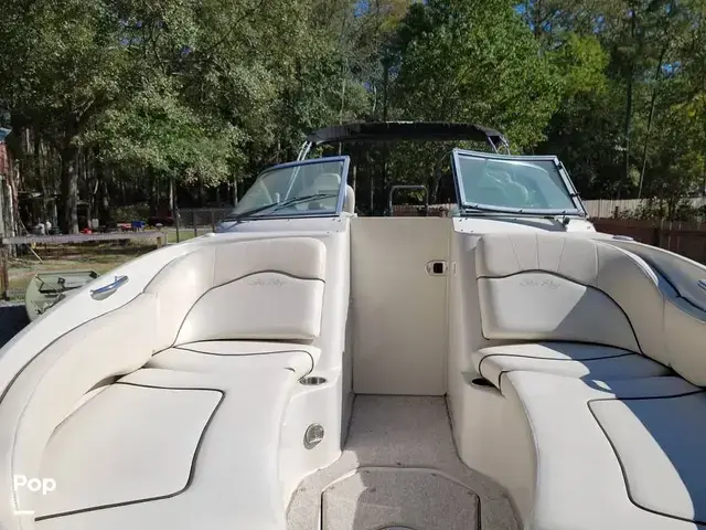 Sea Ray 240 Sundeck