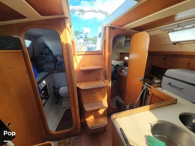 Beneteau Oceanis 350