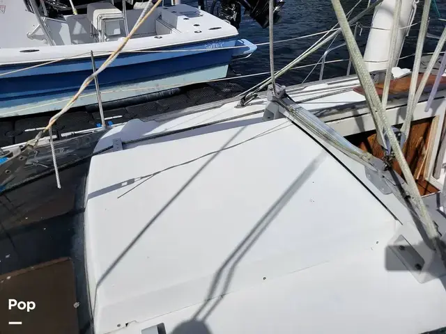 Beneteau Oceanis 350