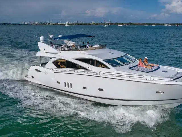 Sunseeker Predator 82