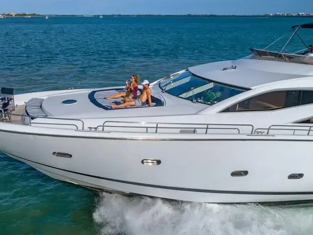 Sunseeker Predator 82