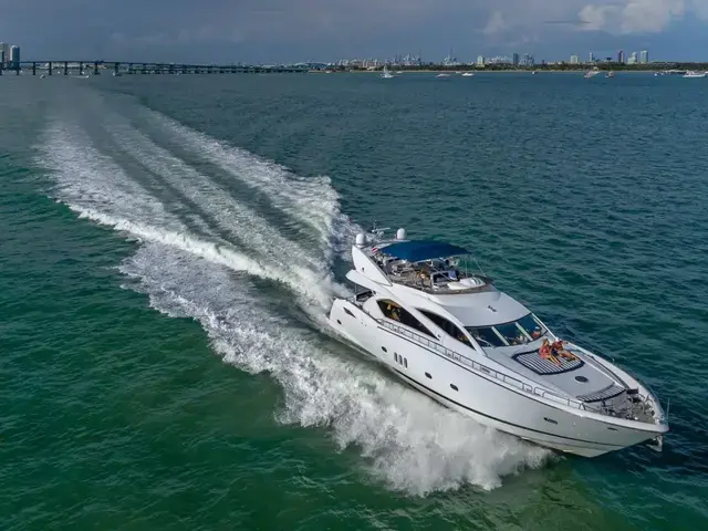 Sunseeker Predator 82