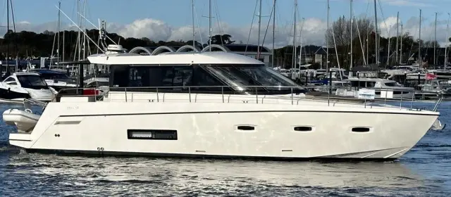 2012 Sealine c48