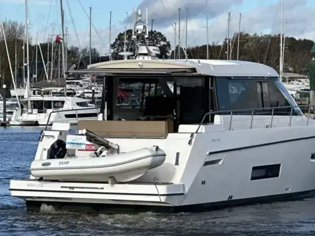 Sealine C48