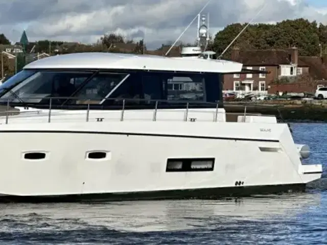 Sealine C48