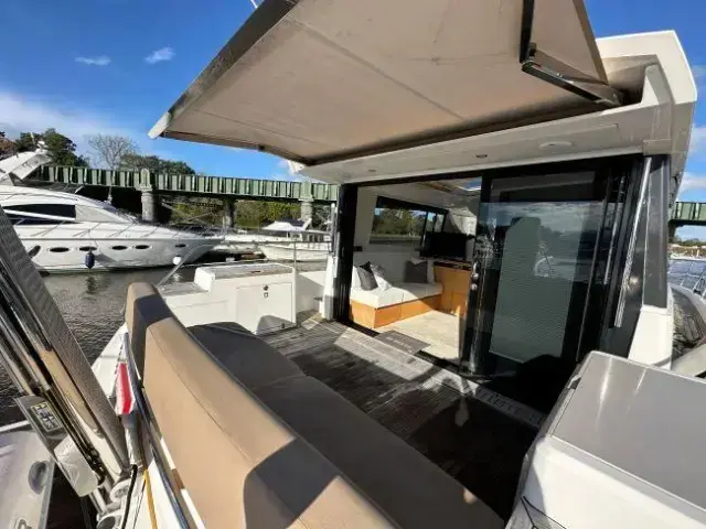 Sealine C48