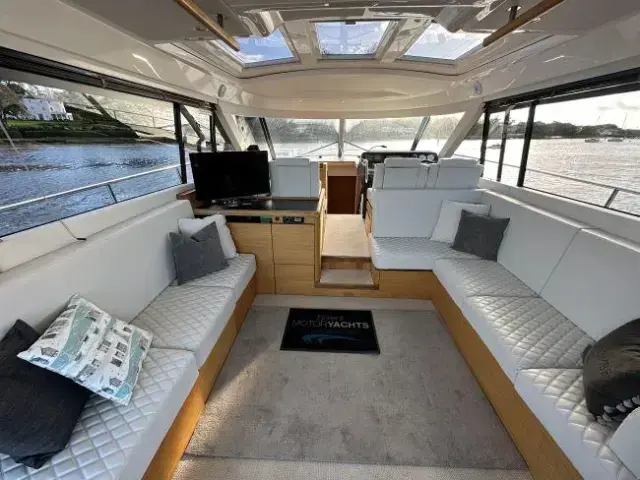 Sealine C48