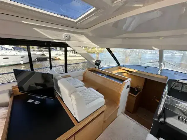 Sealine C48