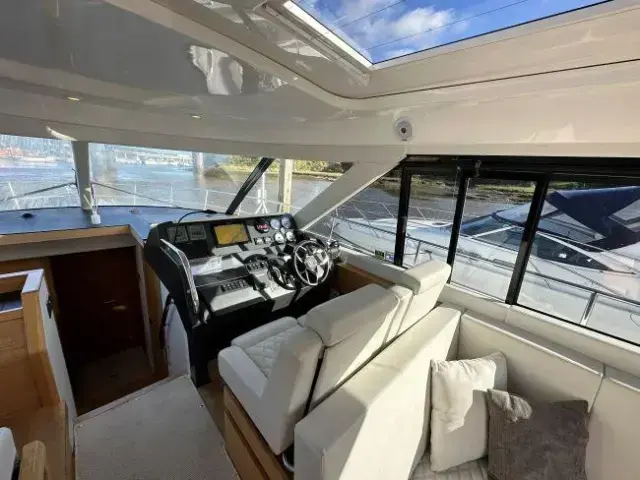 Sealine C48