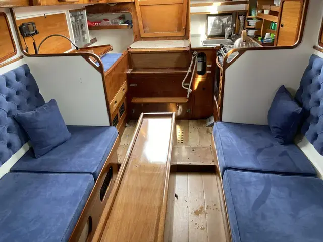 Classic 43' Robert Clark Sloop