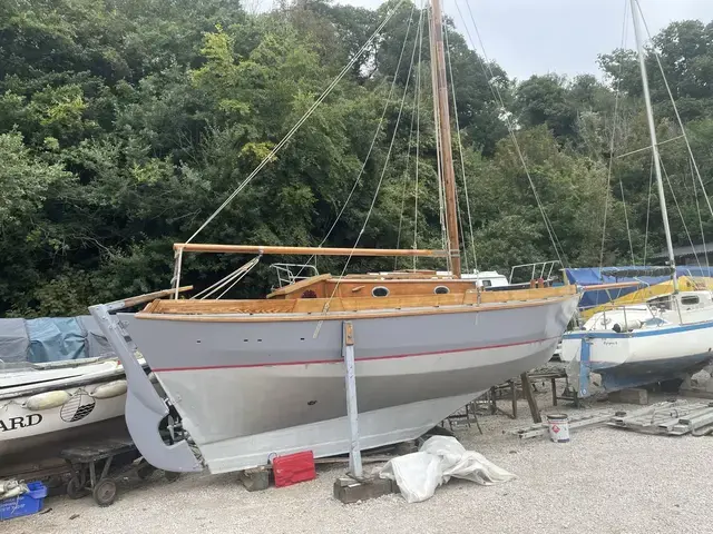 Classic 28' Gaff Cutter