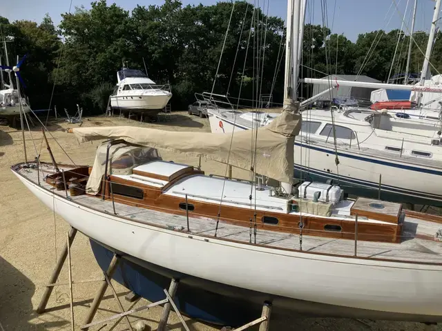 Classic 43' Robert Clark Sloop