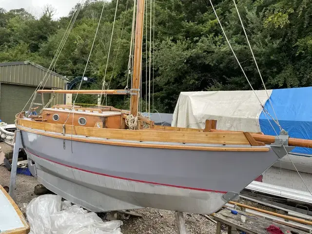 Classic 28' Gaff Cutter