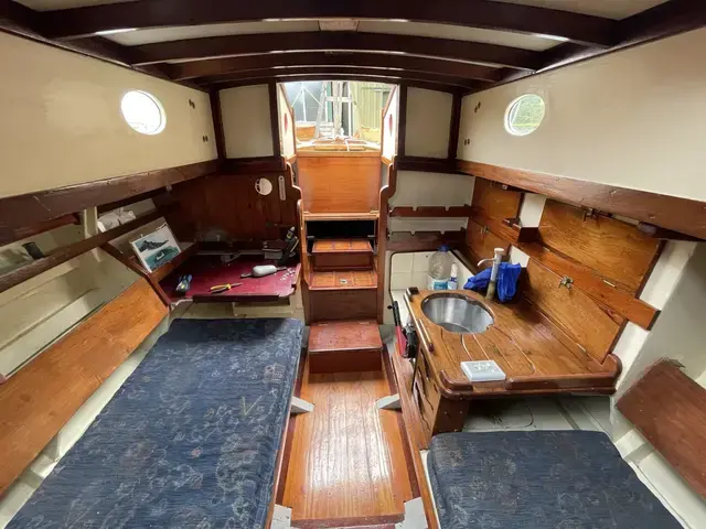 Classic 28' Gaff Cutter