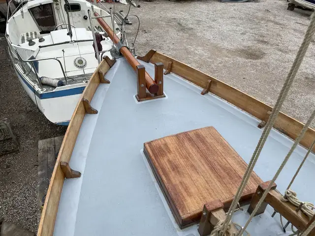 Classic 28' Gaff Cutter