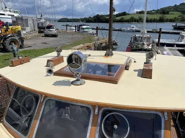 Classic Fred Parker Twin Screw Motor Yacht