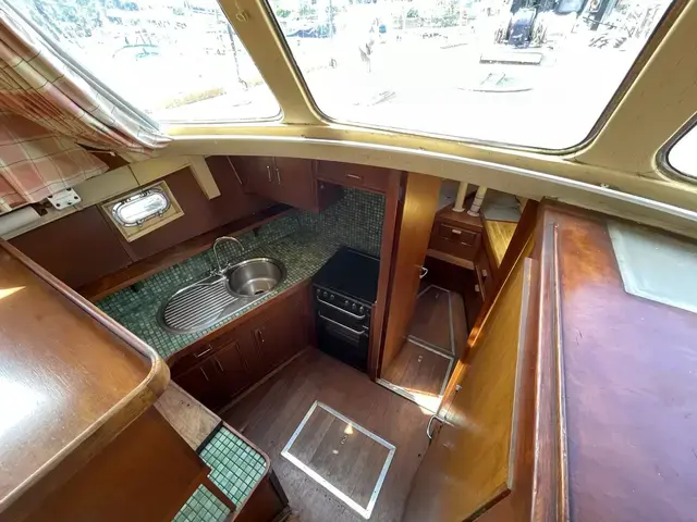 Classic Fred Parker Twin Screw Motor Yacht