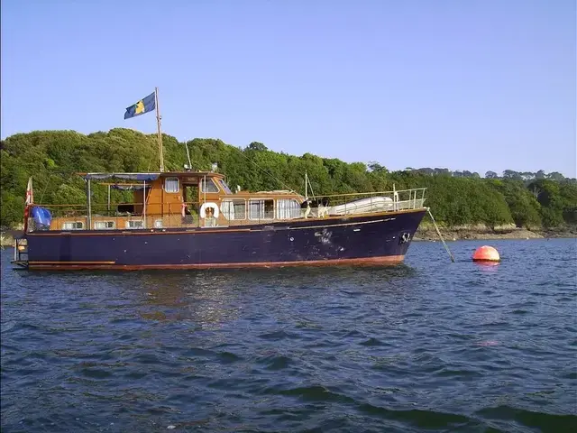 Classic Fred Parker Twin Screw Motor Yacht