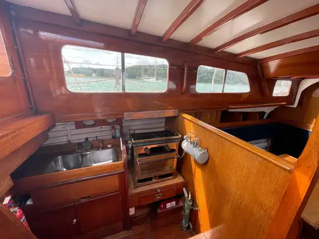 Classic 43' Camper and Nicholson Sloop