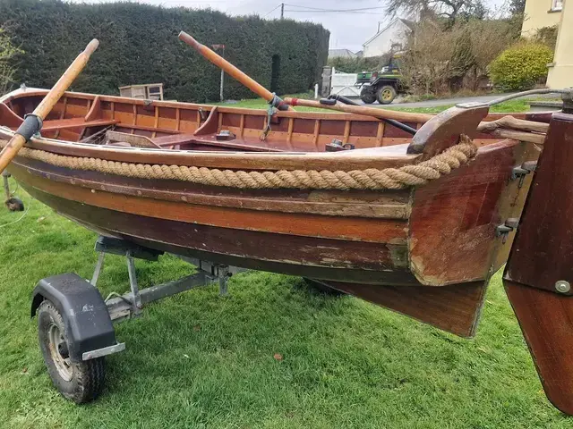 Classic Wootton Bridge Sailing Dinghy