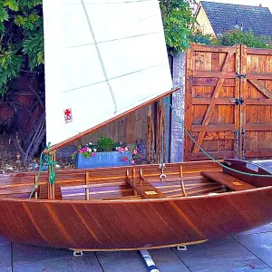  Classic Lugsail Pram Dinghy