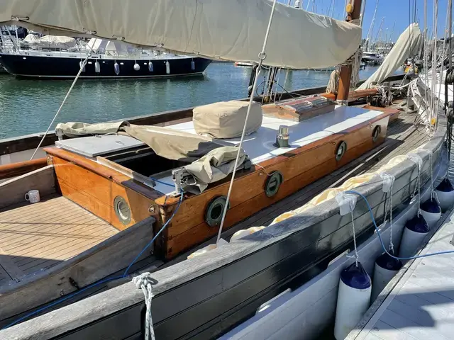 Classic Looe Lugger Guiding Star