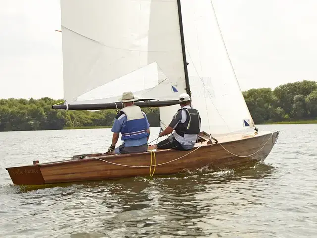 Classic Racing Keel Boat