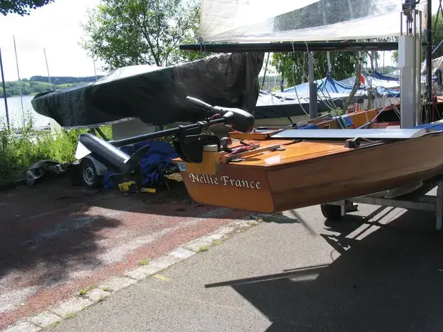 Classic Racing Keel Boat