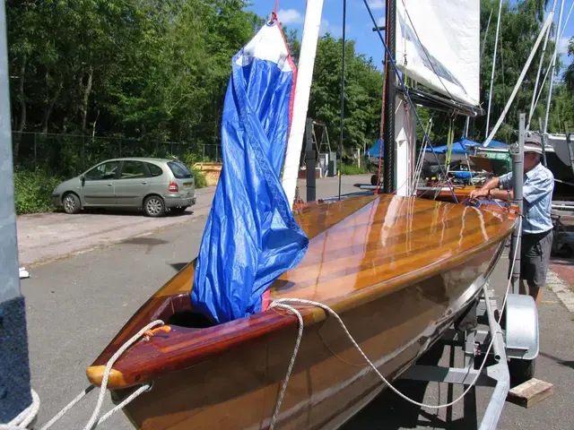 Classic Racing Keel Boat