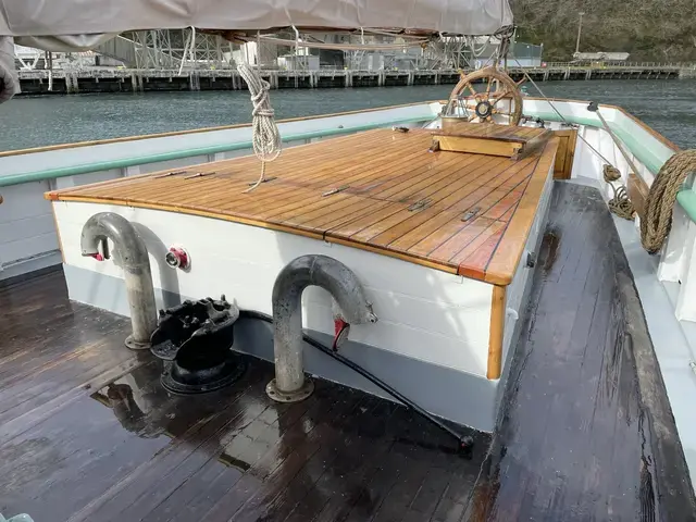 Classic Westcountry Trading Ketch Bessie Ellen